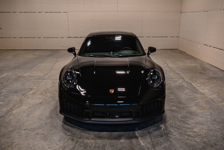 Porsche 992.2 Carrera GTS