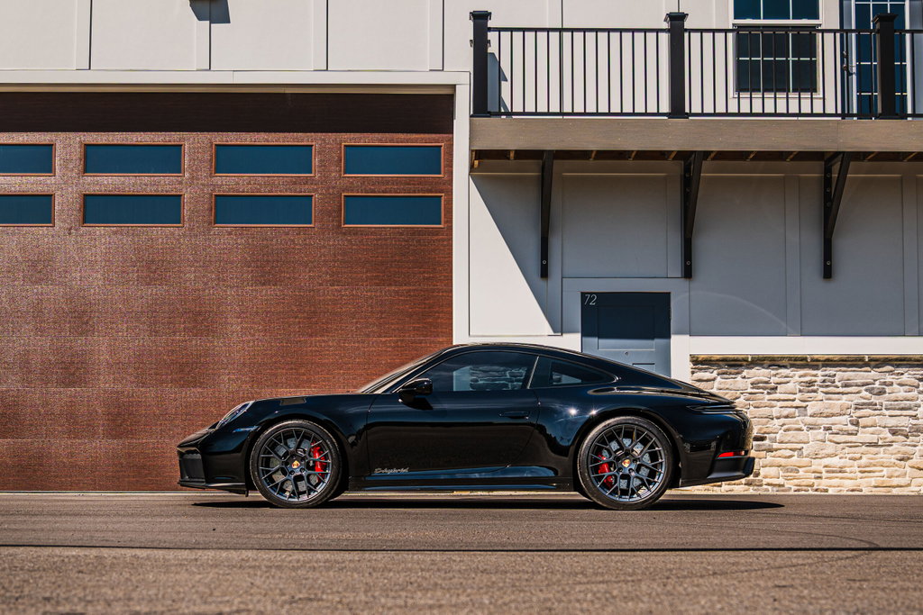 Porsche 992.2 Carrera GTS
