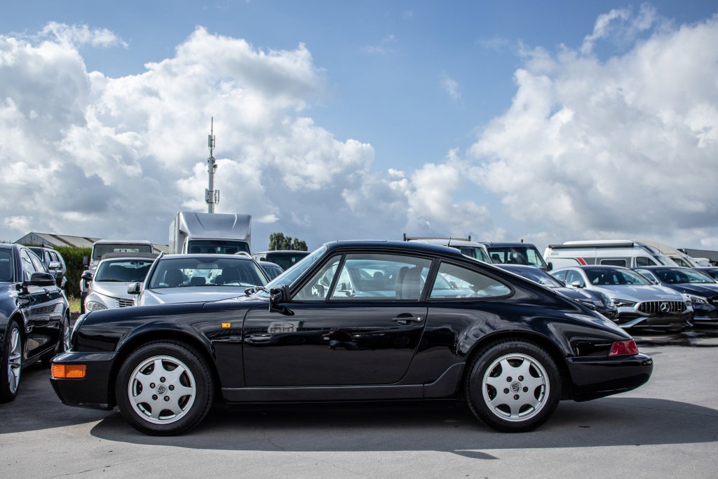 Porsche 964 Carrera 4