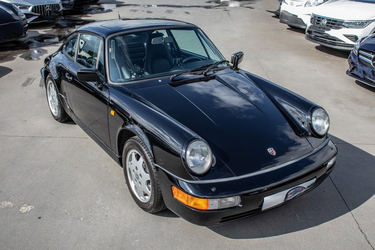 Porsche 964 Carrera 4