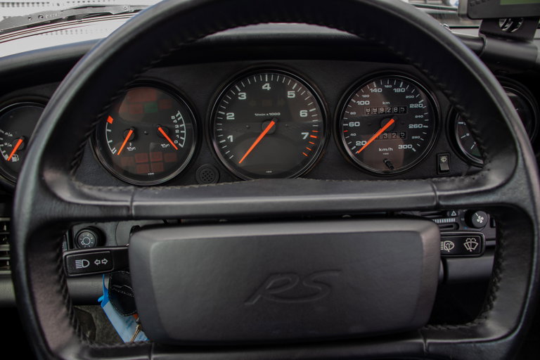 Porsche 964 Carrera 4