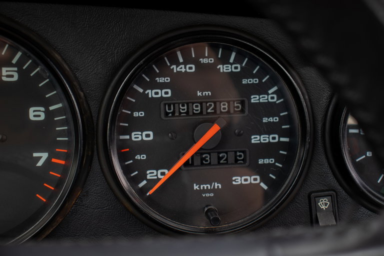 Porsche 964 Carrera 4