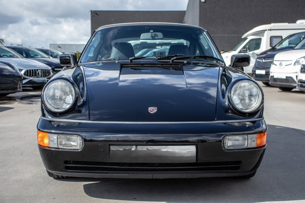 Porsche 964 Carrera 4