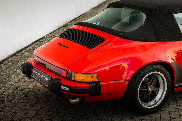 Porsche 911 Carrera 3.2