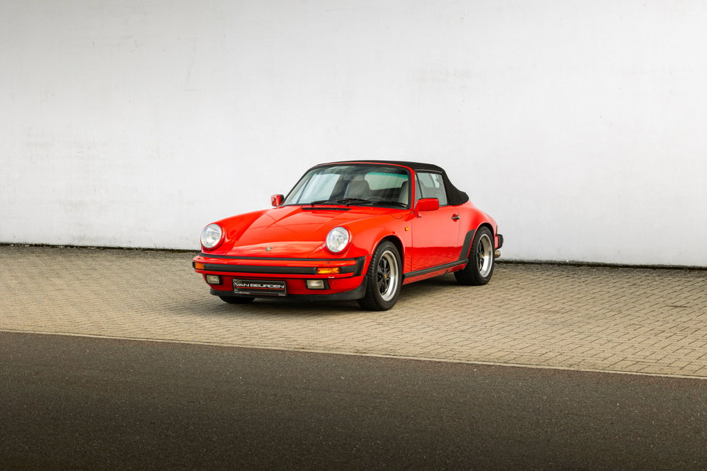 Porsche 911 Carrera 3.2