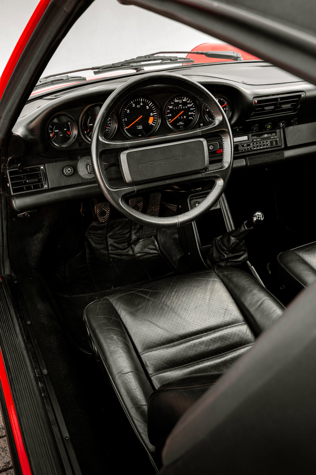 Porsche 911 Carrera 3.2