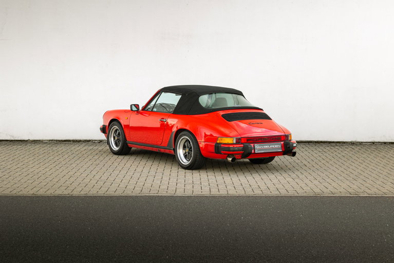 Porsche 911 Carrera 3.2
