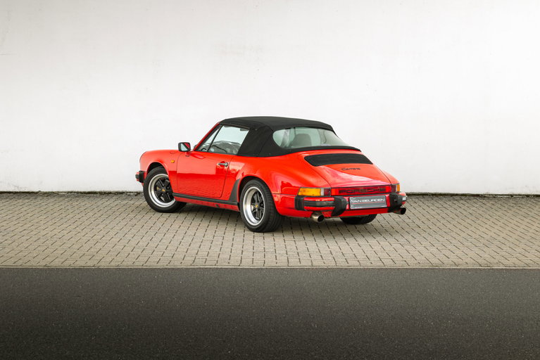 Porsche 911 Carrera 3.2