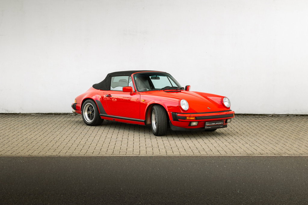 Porsche 911 Carrera 3.2