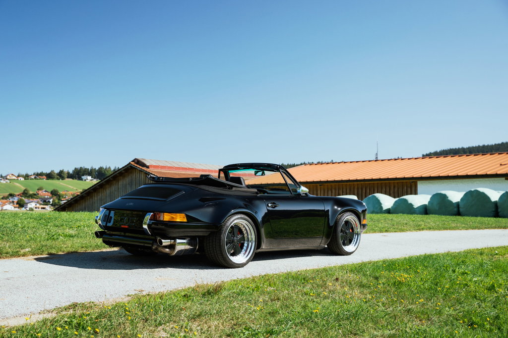 Porsche 911 Backdate