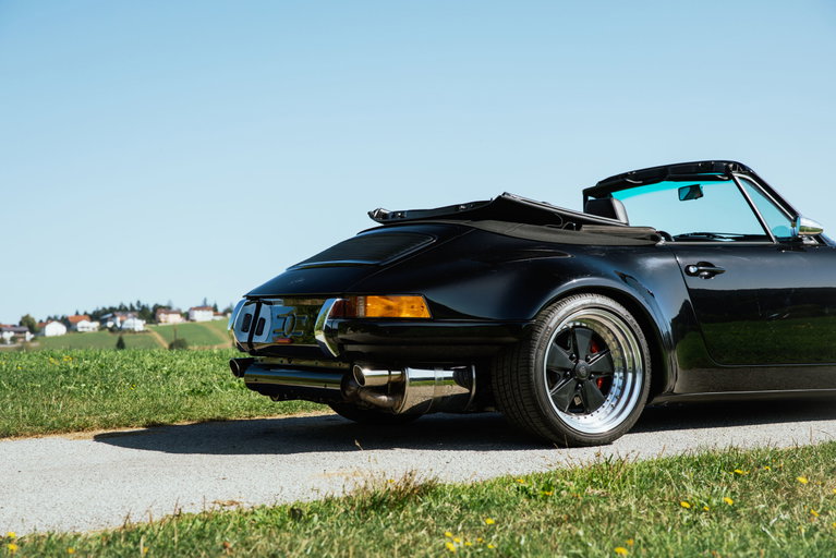Porsche 911 Backdate