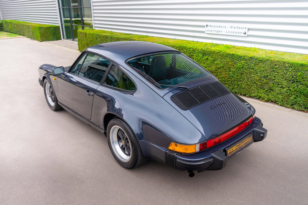 Porsche 911 Carrera 3.2