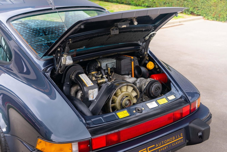 Porsche 911 Carrera 3.2