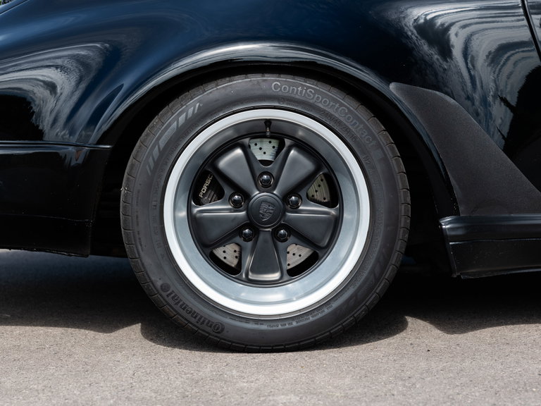 Porsche 911 Carrera 3.2 Speedster