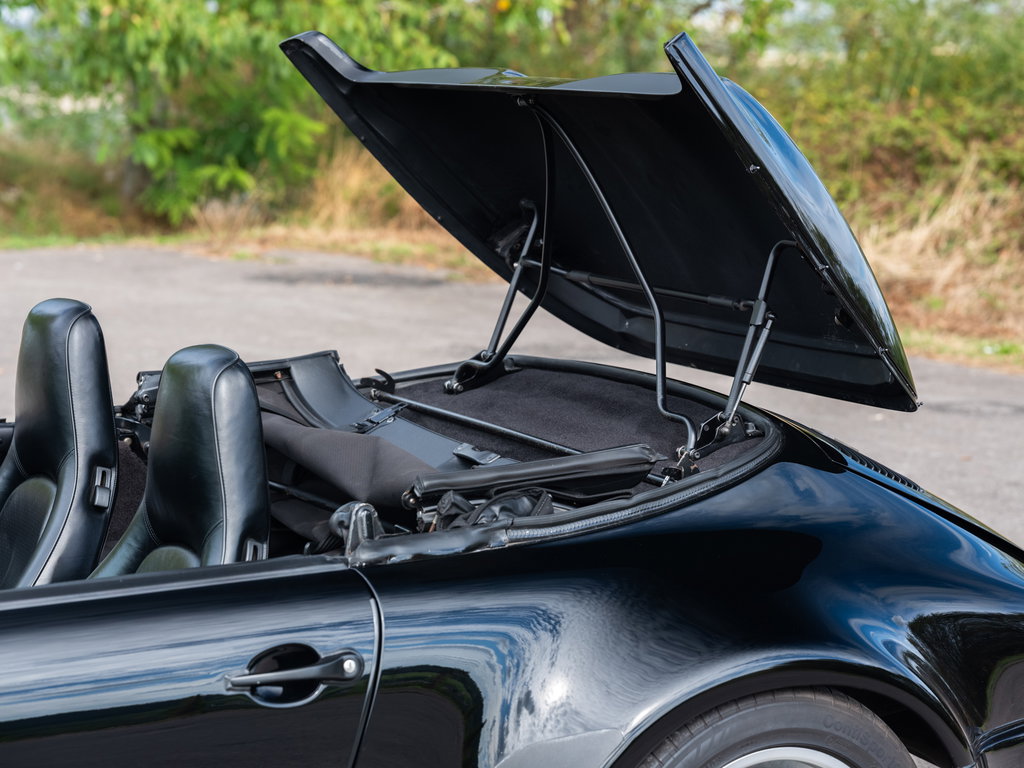 Porsche 911 Carrera 3.2 Speedster