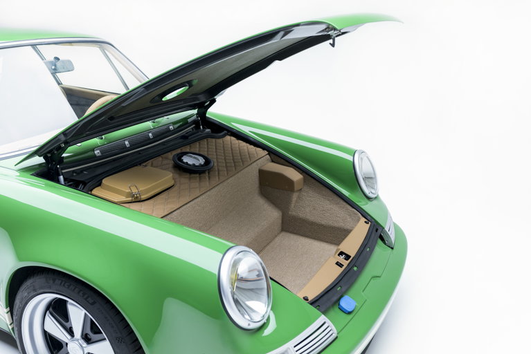 Porsche 911 Backdate