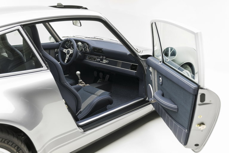 Porsche 911 Backdate