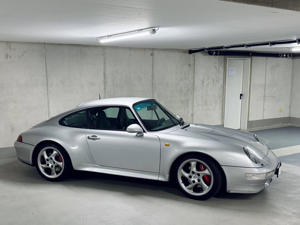 Porsche 993 Carrera 4S