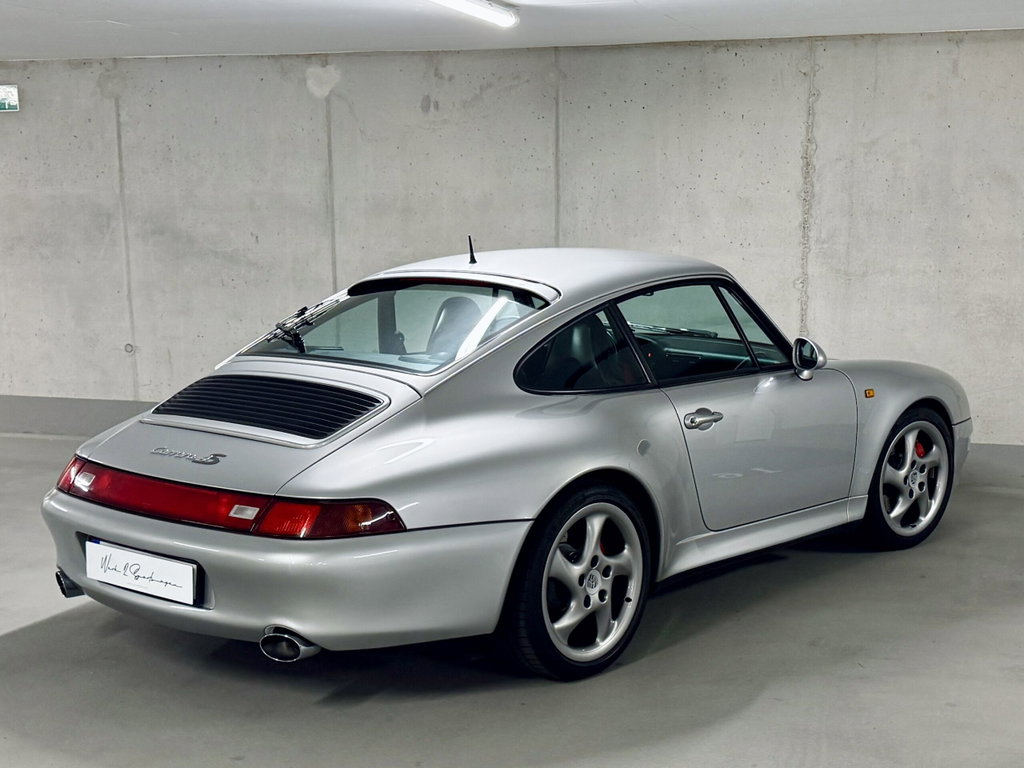 Porsche 993 Carrera 4S