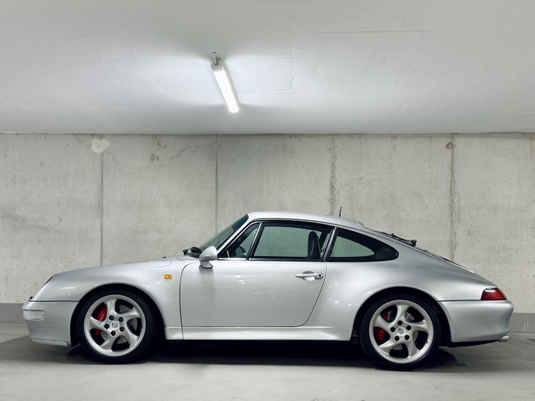 Porsche 993 Carrera 4S