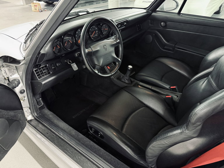 Porsche 993 Carrera 4S