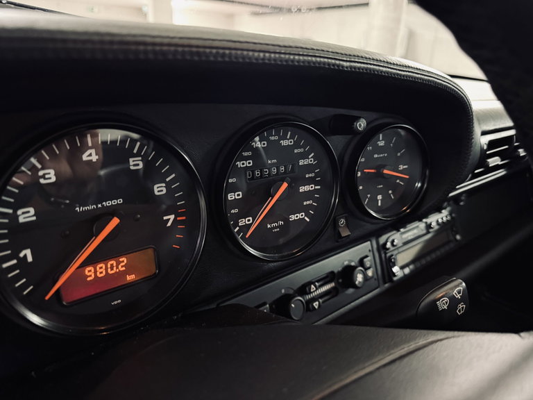 Porsche 993 Carrera 4S