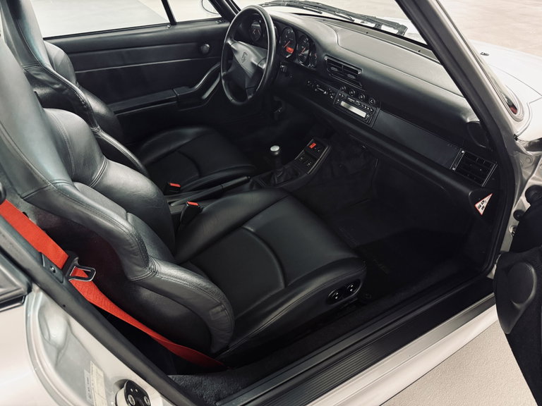 Porsche 993 Carrera 4S