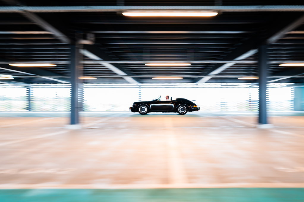 Porsche 911 Carrera 3.2 Speedster