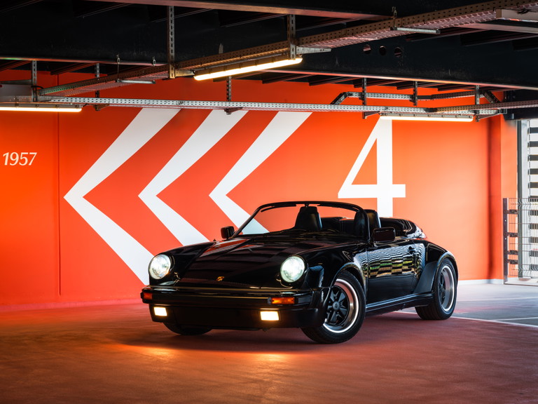 Porsche 911 Carrera 3.2 Speedster