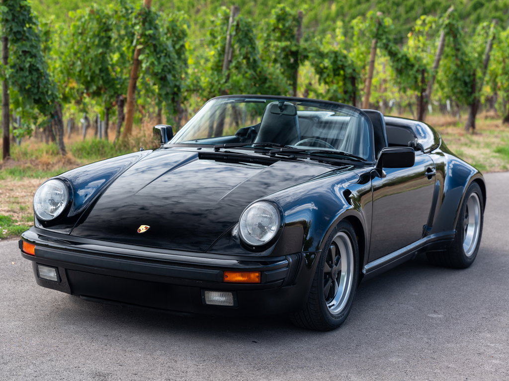 Porsche 911 Carrera 3.2 Speedster