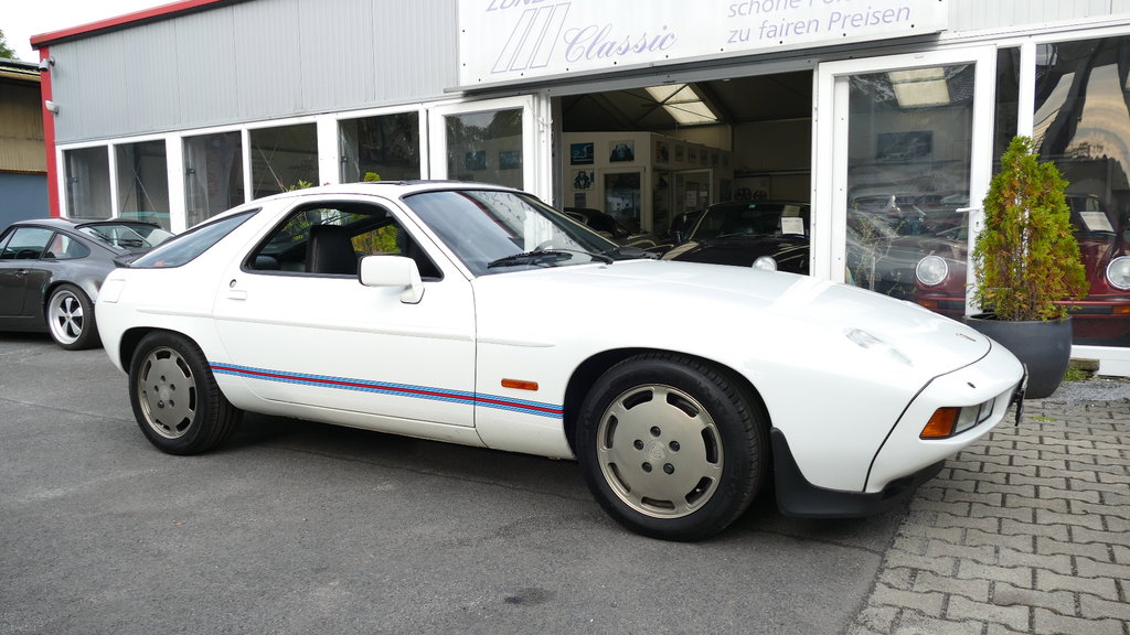 Porsche 928 S