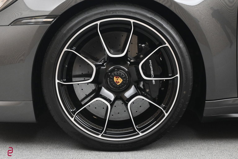 Porsche 992 Turbo S