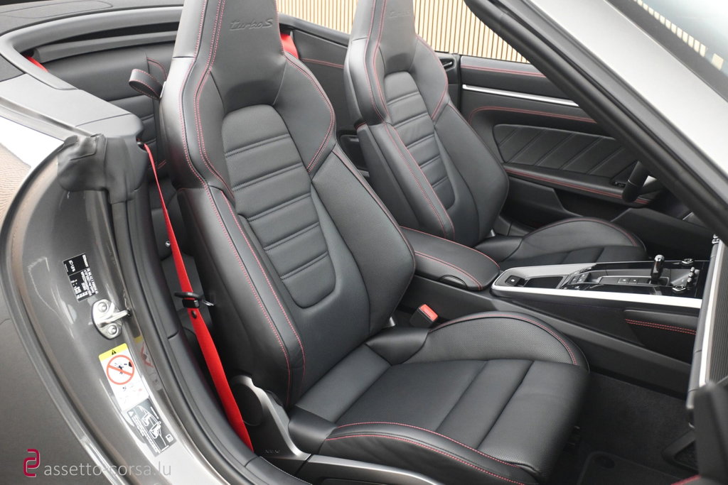 Porsche 992 Turbo S