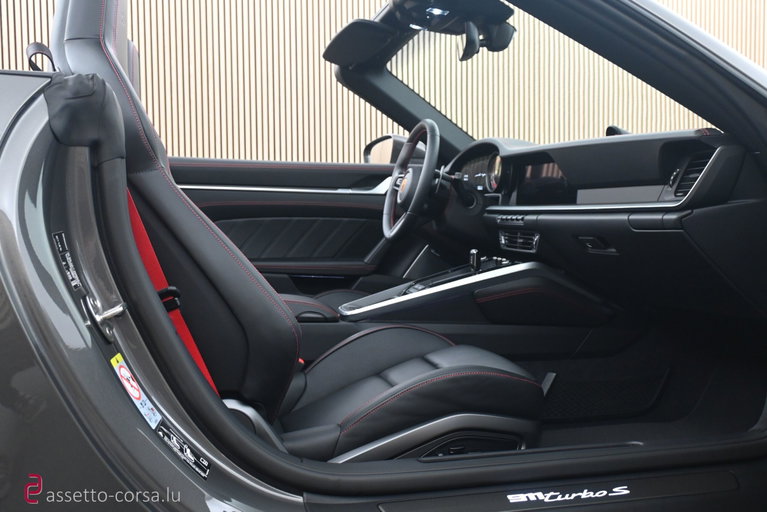 Porsche 992 Turbo S