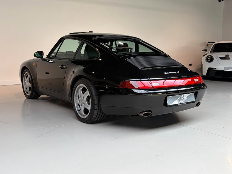 Porsche 993 Carrera 4