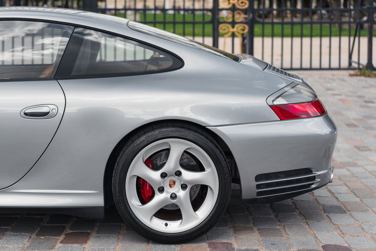Porsche 996.2 Carrera 4S