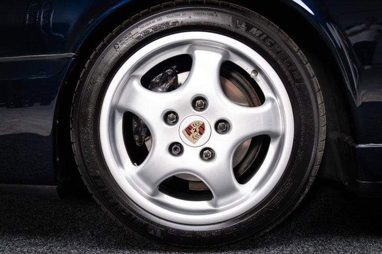 Porsche 964 Carrera 2