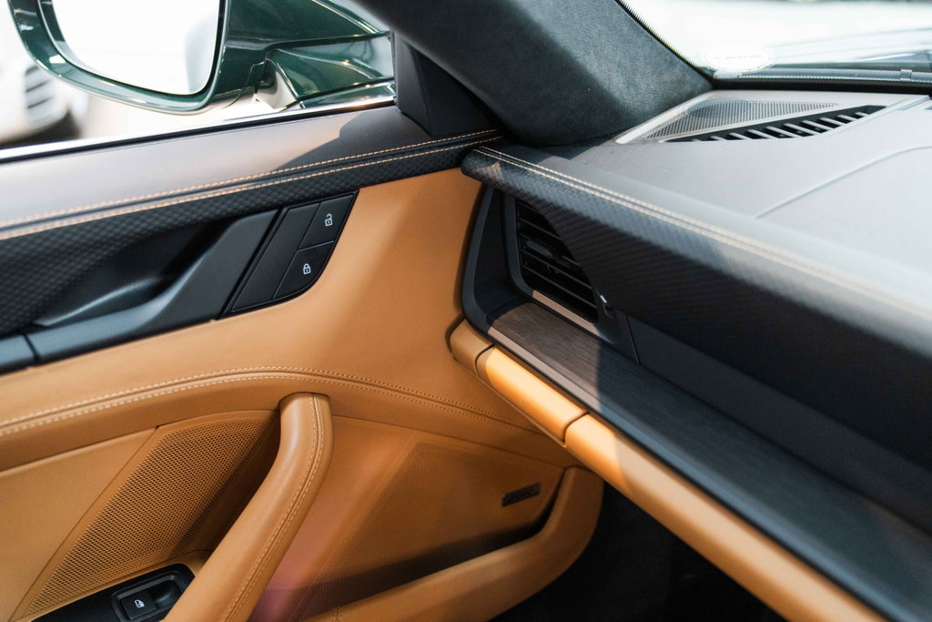 Porsche 992 GT3 Touring