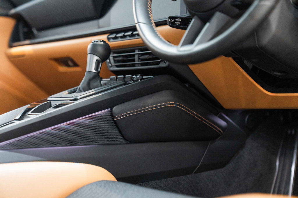 Porsche 992 GT3 Touring