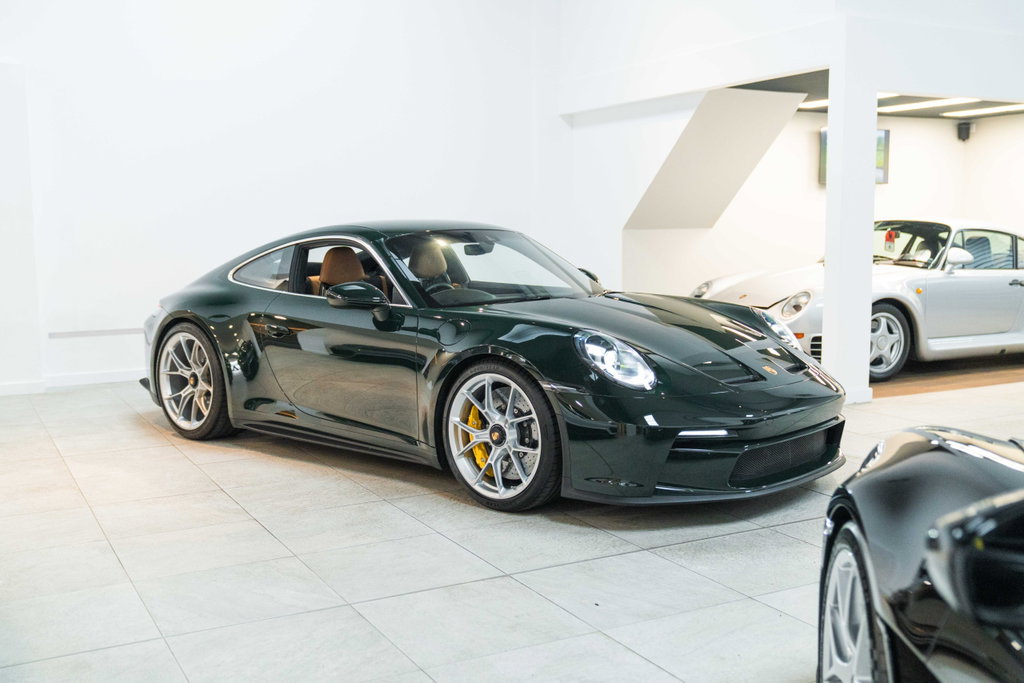 Porsche 992 GT3 Touring