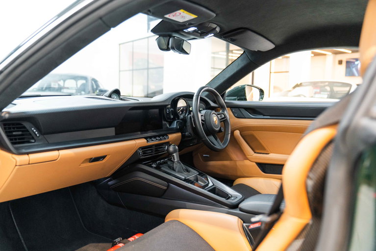 Porsche 992 GT3 Touring