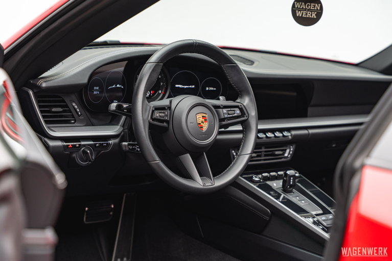 Porsche 992 Targa 4S