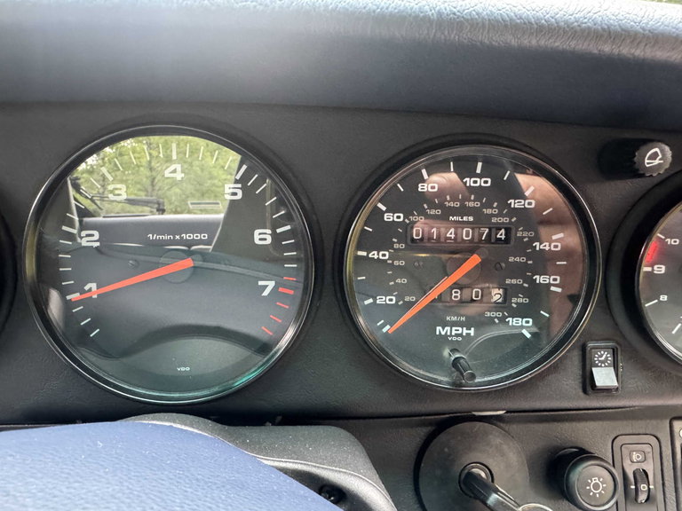 Porsche 993 Carrera 4