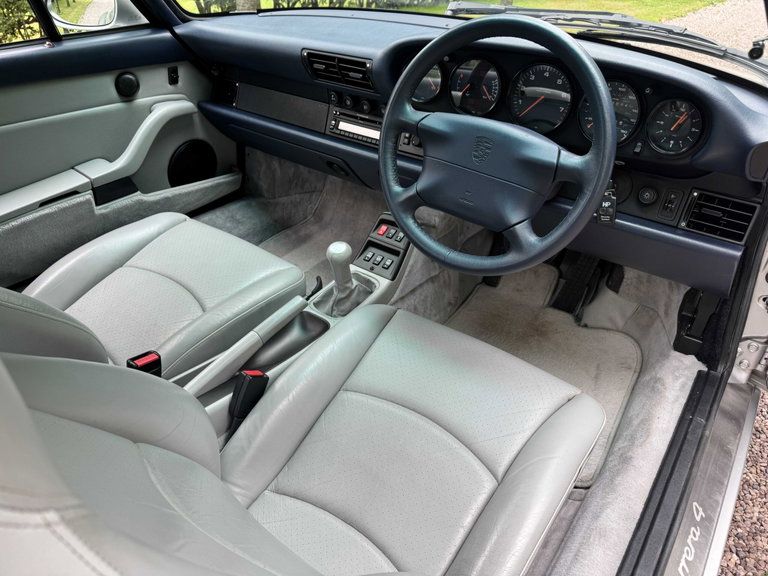 Porsche 993 Carrera 4