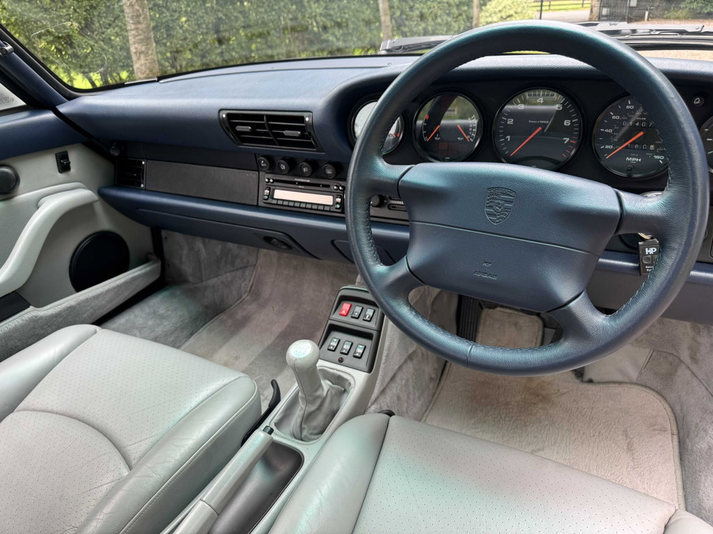Porsche 993 Carrera 4