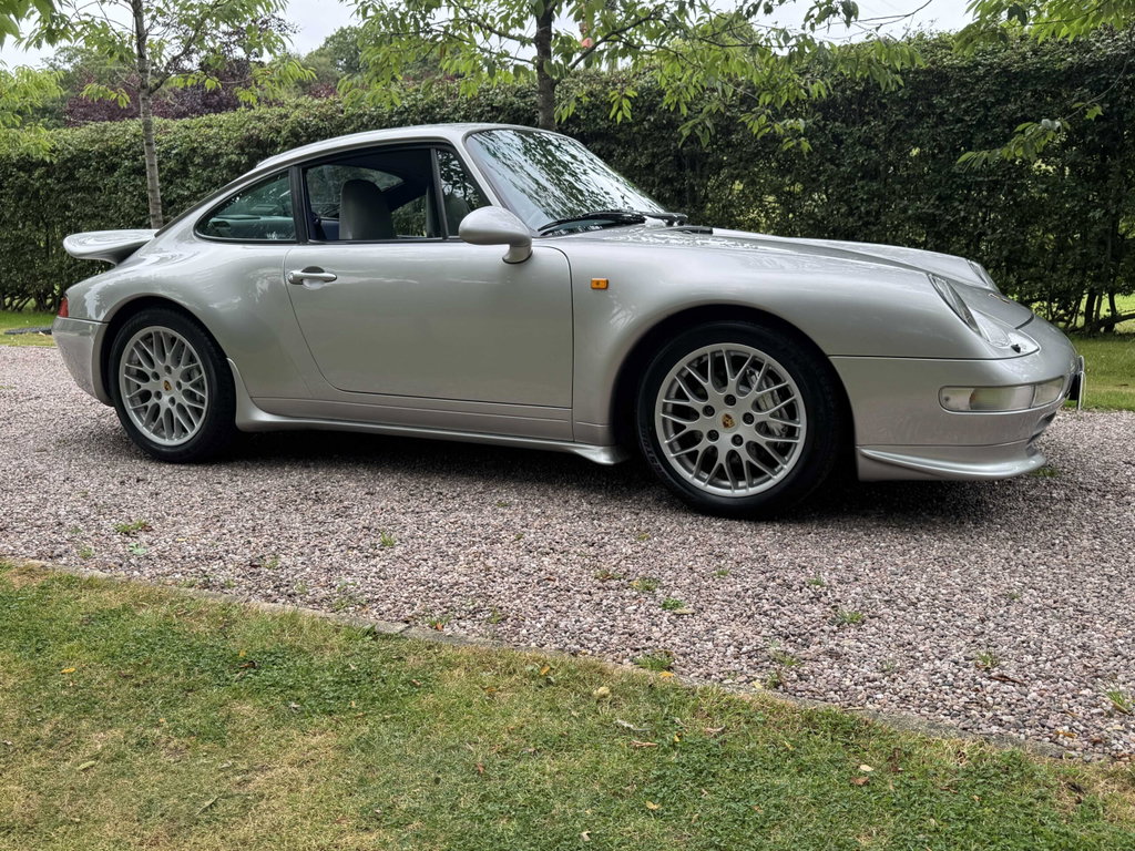 Porsche 993 Carrera 4