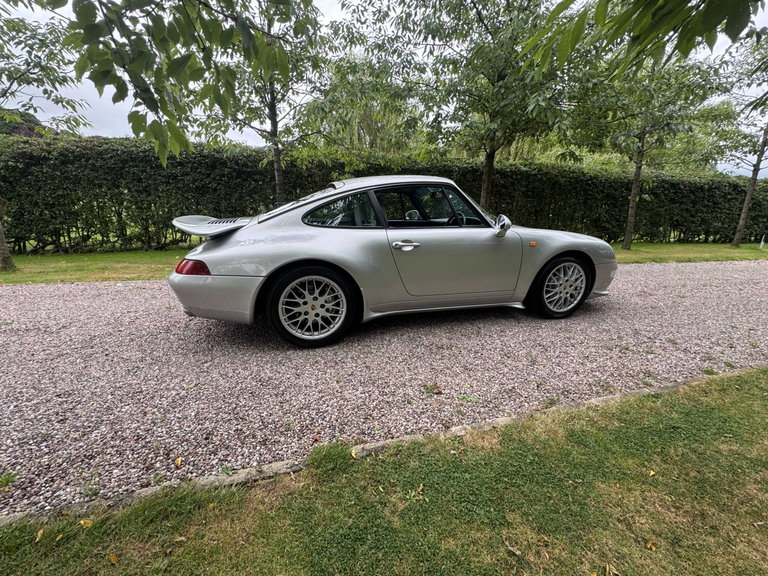 Porsche 993 Carrera 4