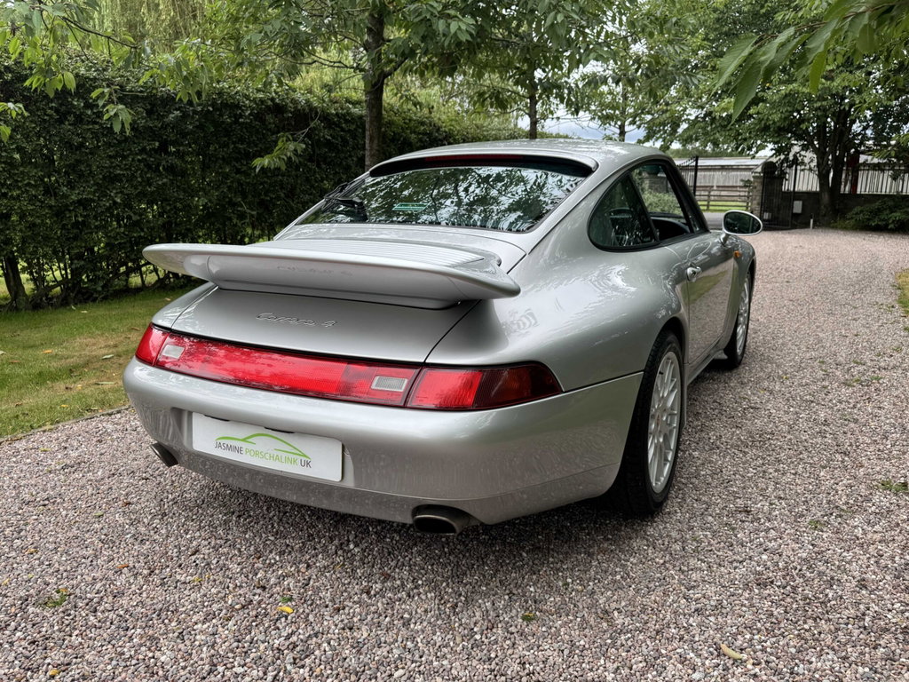 Porsche 993 Carrera 4