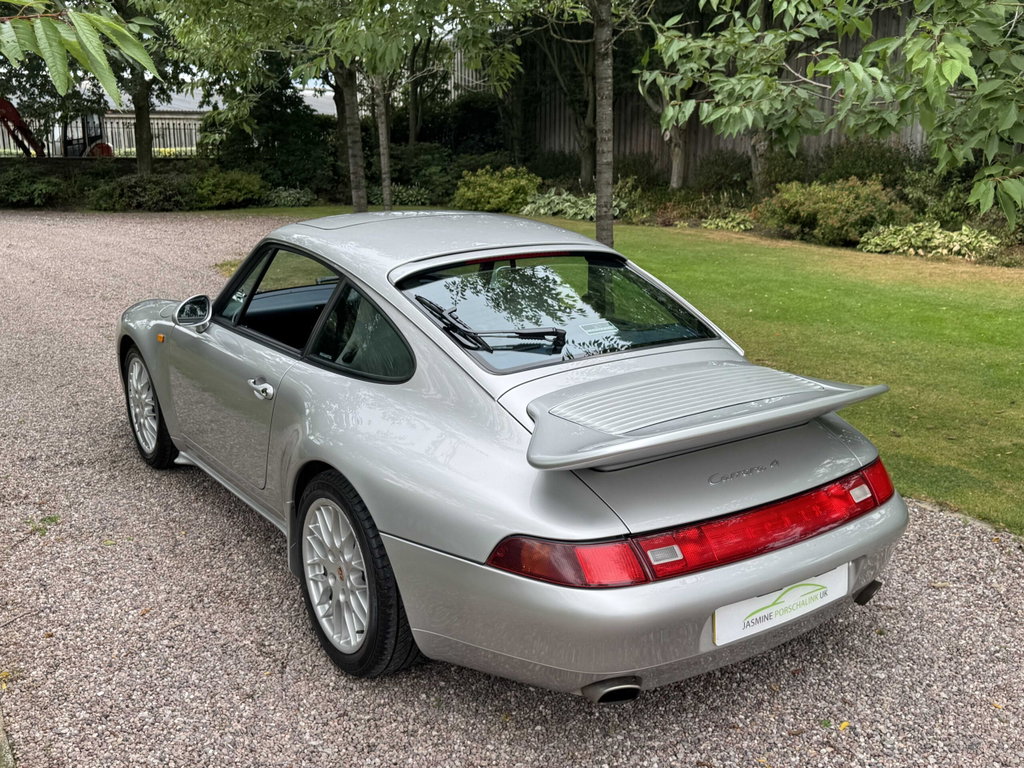 Porsche 993 Carrera 4