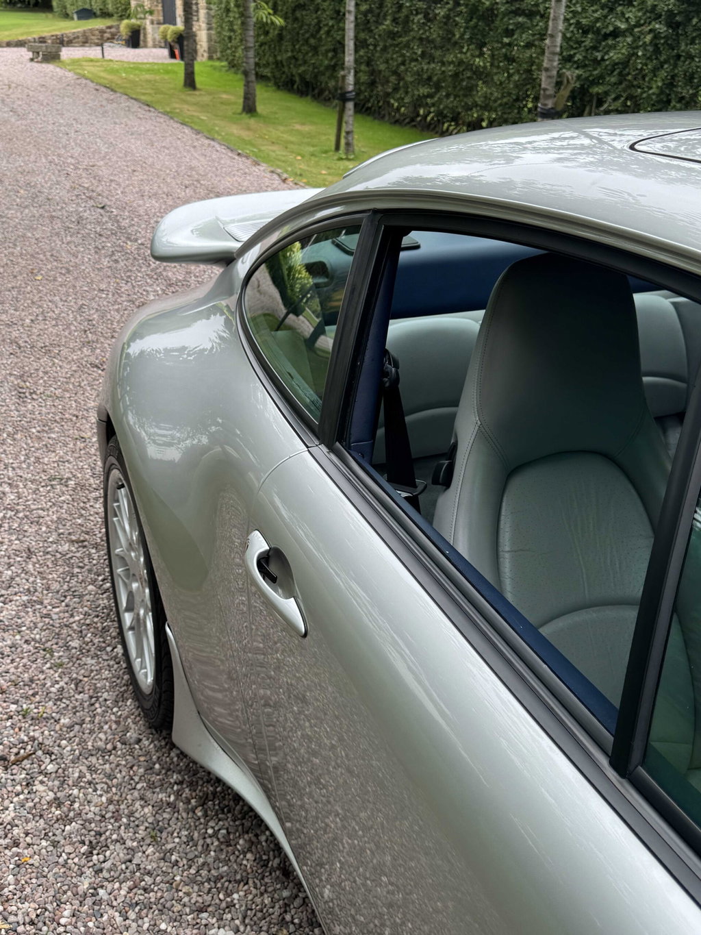 Porsche 993 Carrera 4